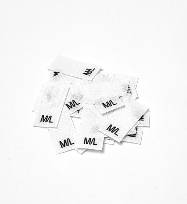 25 St. Textiletiketten  Größe M/L auf Mischband