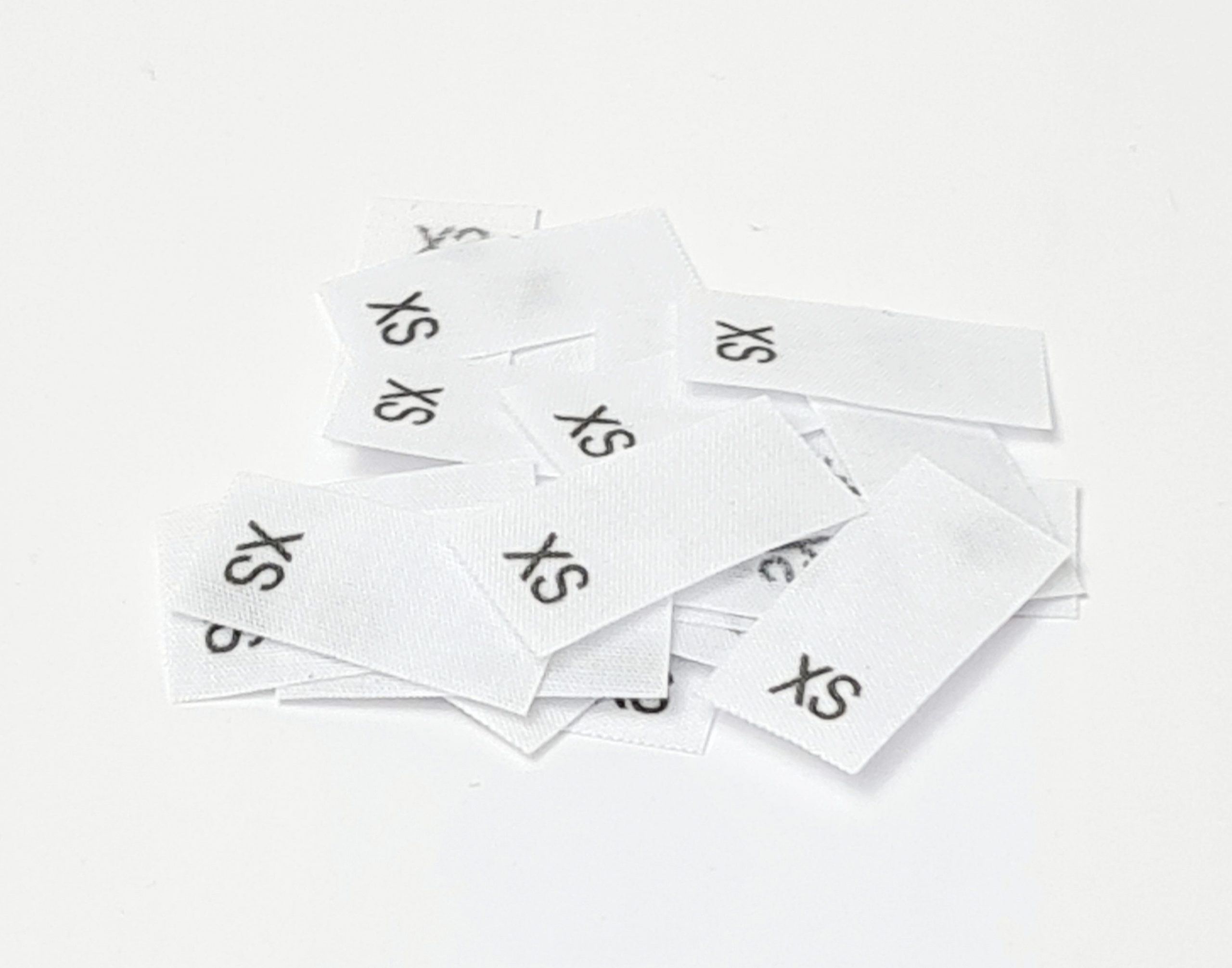 25 St. Textiletiketten  Größe XS auf Mischband
