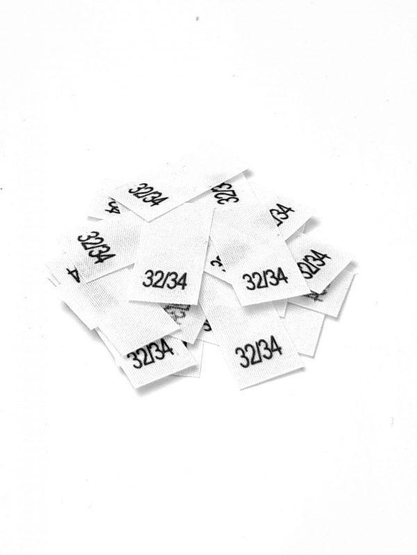 25 St. Textiletiketten  Größe 32/34auf Mischband