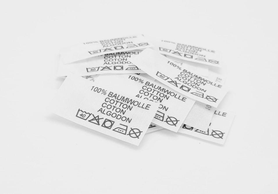 50 St. Textiletiketten 100%Baumwolle in 4 Sprachen